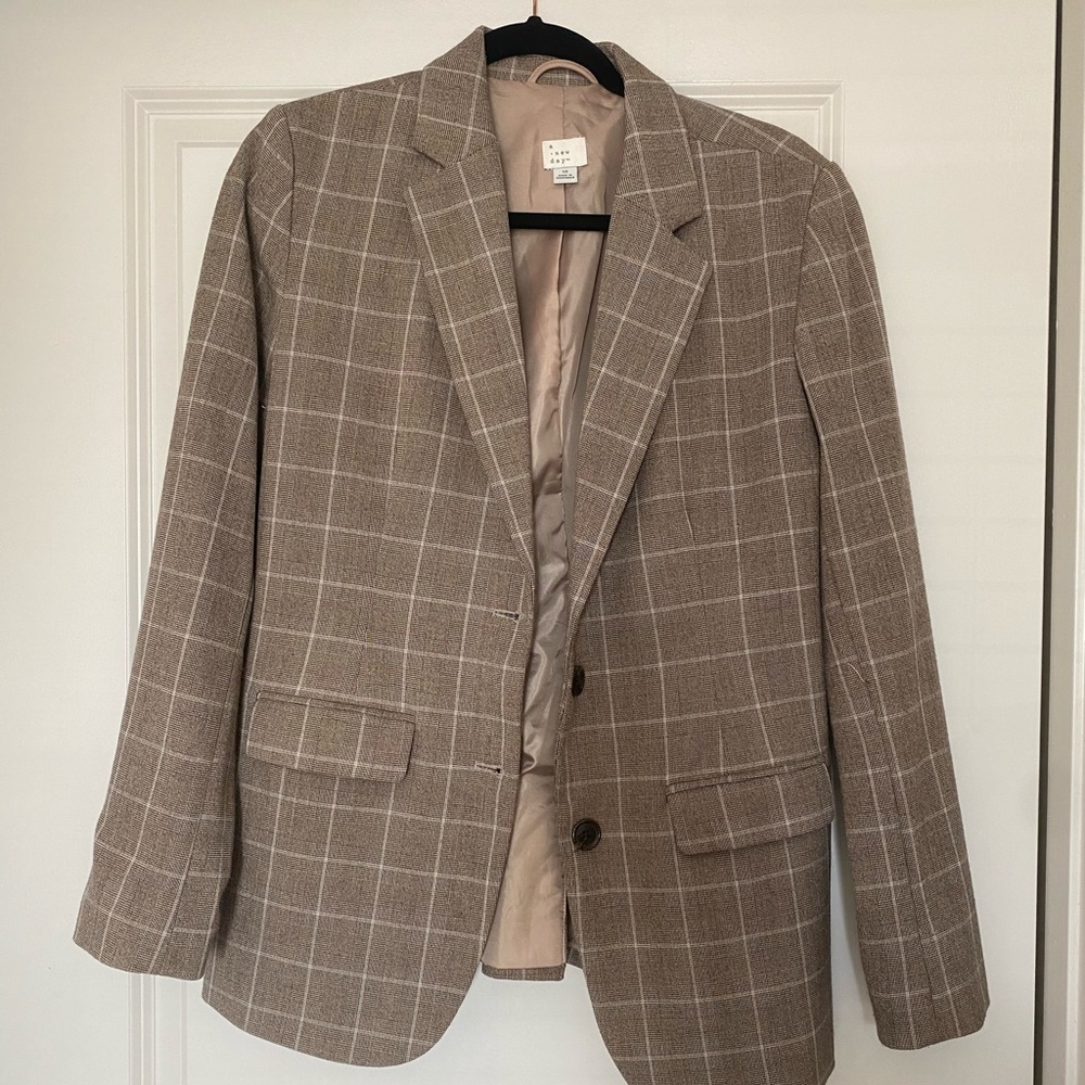 A New day cute blazer 😍
